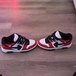 Off-White out the Office / size 43/10 / good condition